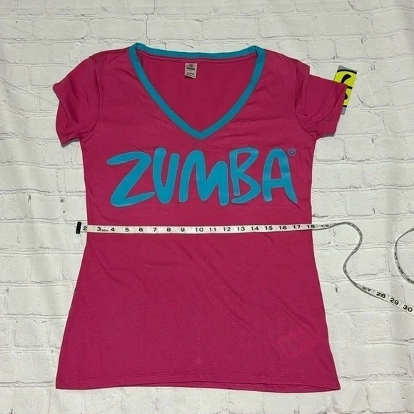 ZUMBA FITNESS women’s Shapely V-Neck Tee in White “Join The Party” Large NWT - Picture 5 of 9